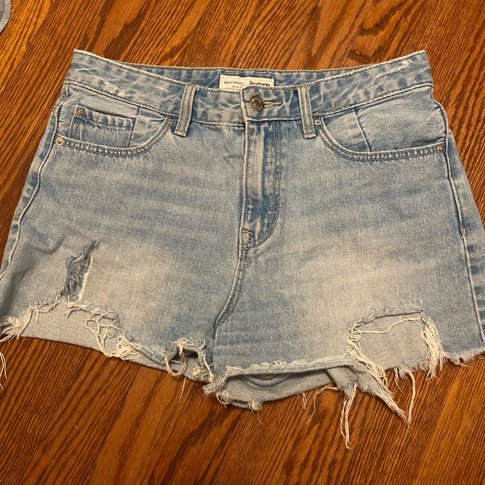 Jean distressed shorts